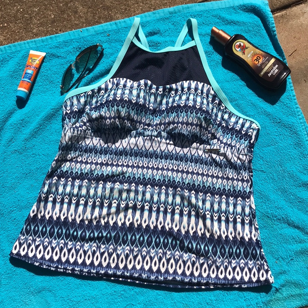 NWOT.  Swimsuit top